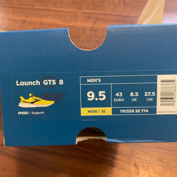 Men’s Brooks running shoes - Picture 7 of 7